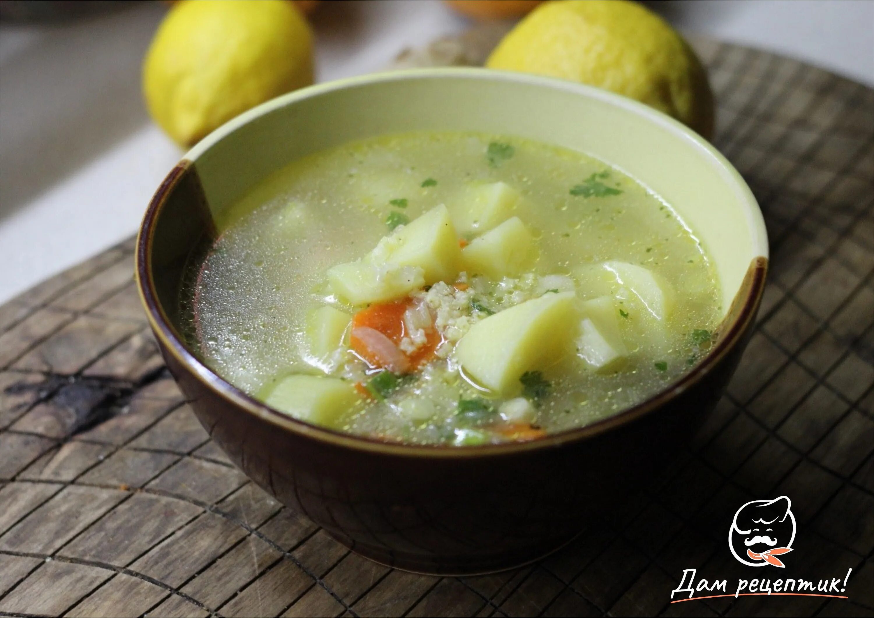 Суп с консервами и пшеном картошкой. Пшённый суп на курином бульоне. Пшенная похлебка. Суп с пшенкой. Суп с пшеном.