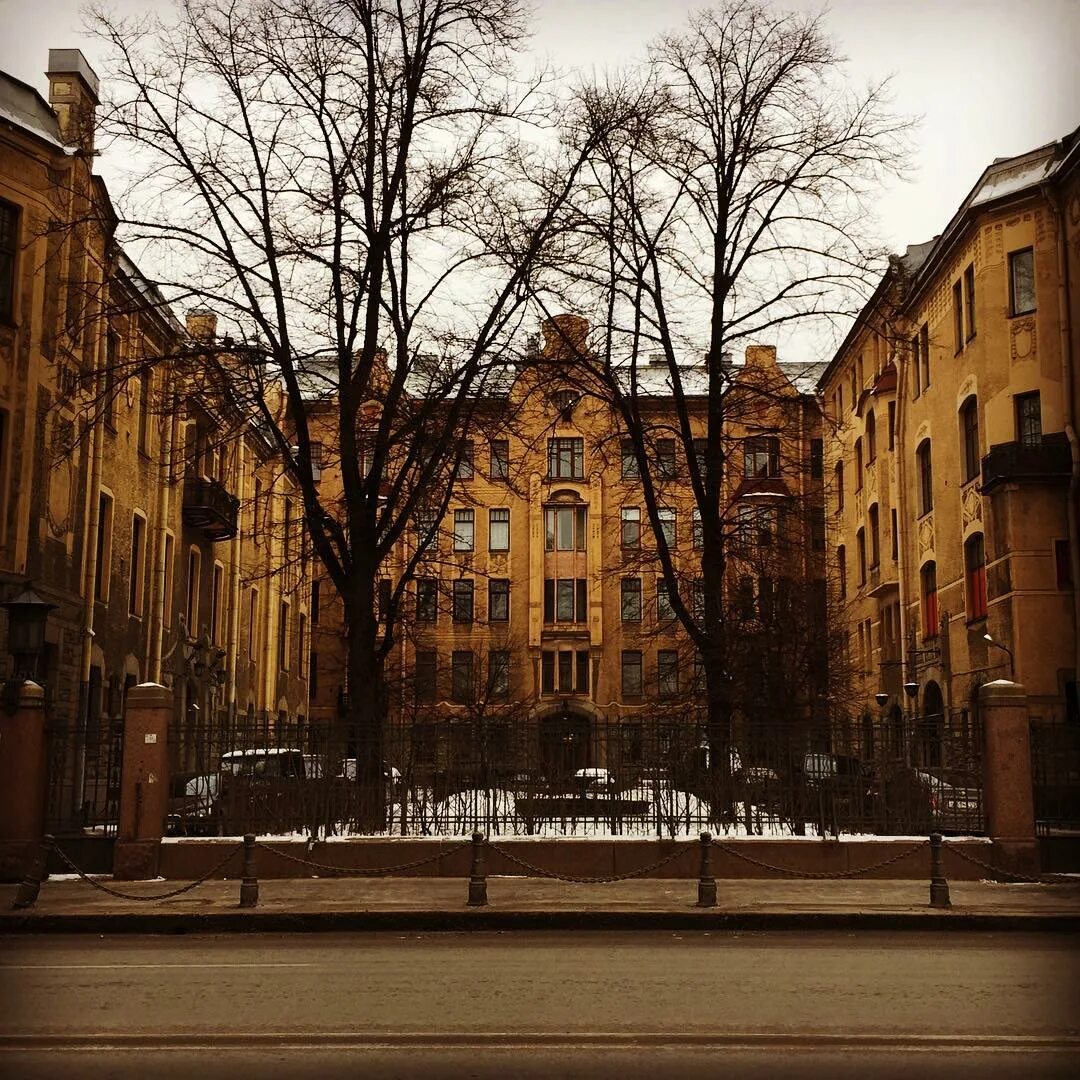 Первые дома санкт петербурга. Доходный дом Лидваль. Дом Лидваль Каменноостровский 1-3. Доходный дом Лидваль на Каменноостровском проспекте. Каменноостровский проспект дом Лидваля.