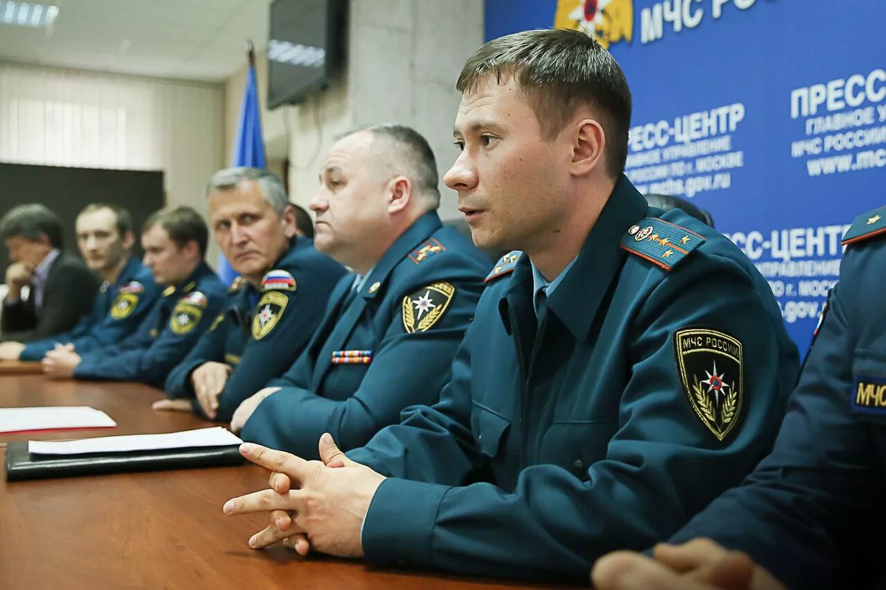 Главный сайт мчс москвы. Крикуненко дмитрий вячеславович мчс. мищенко андрей николаевич мчс. рязанцев александр сергеевич мчс. мельников дмитрий михайлович мчс юао.