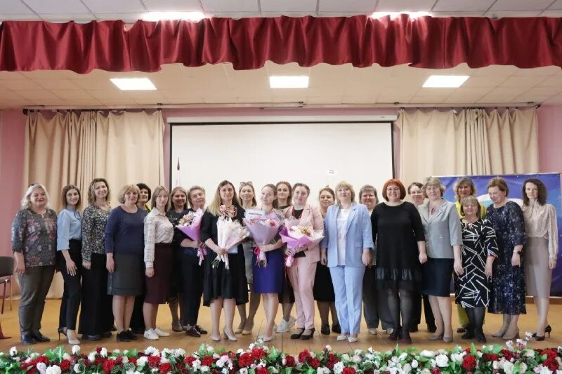 конкурс классных руководителей 2022. фотографии с классным руководителем. конкурс классный руководитель года 2023. самый классный классный конкурс 2022. явгильдино школа директор.