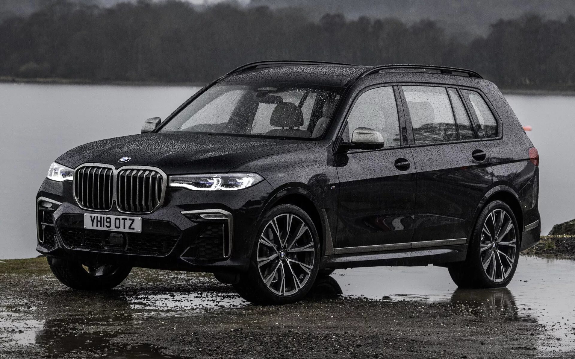 Х 7 м. BMW x7 m50. BMW x7 m50d Black. BMW x7 50d. BMW x7 m50d 2021.