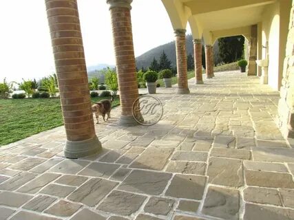 Stone flooring