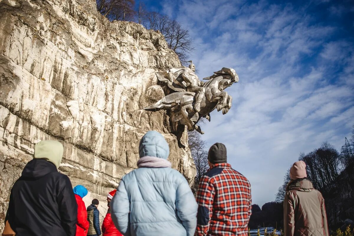 Пятигорск экскурсии в осетию. Ущелье авакас. Кахтисар северная осетия. Кармадонское ущелье северная осетия. Кисловодск экскурсии.