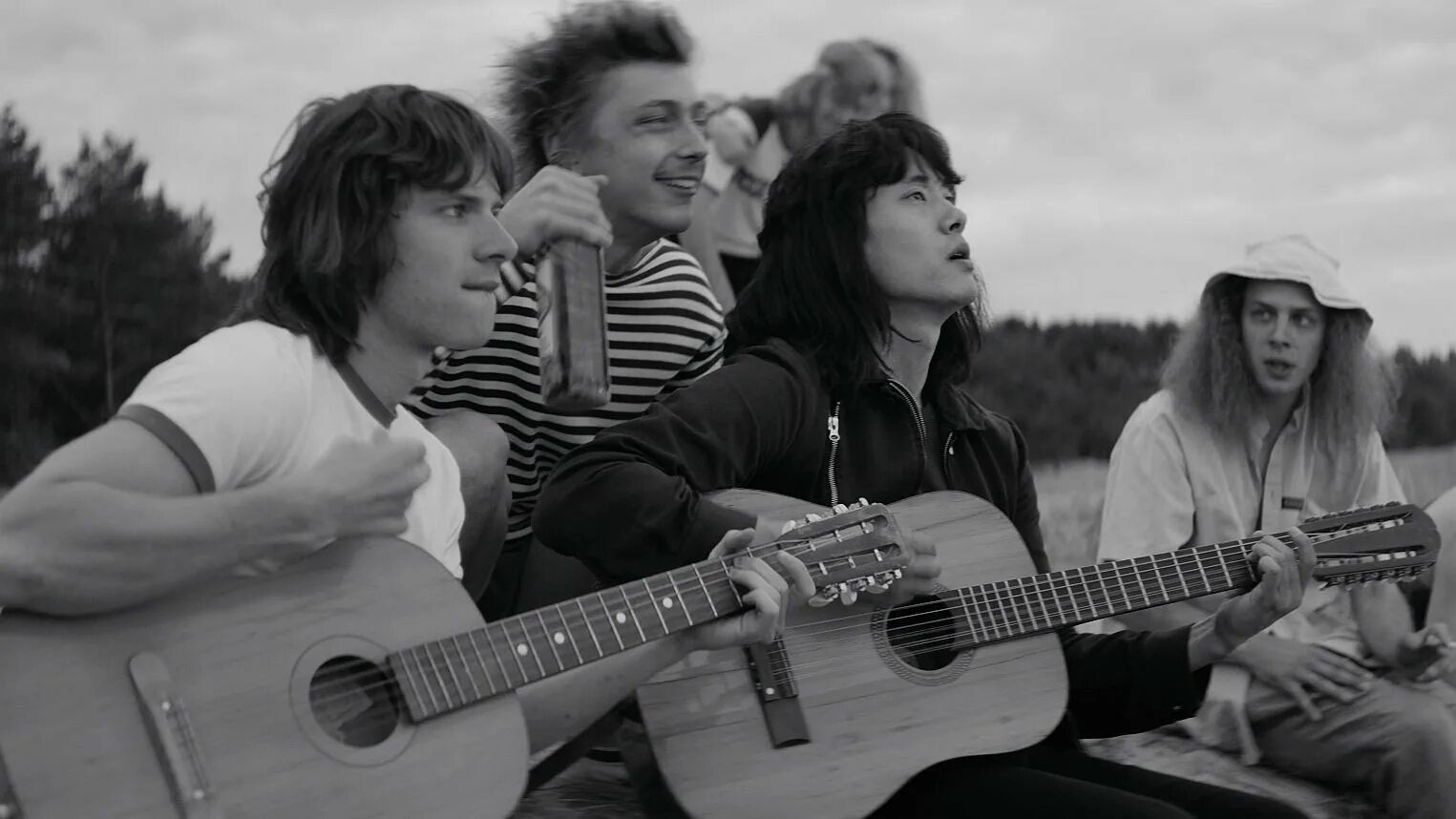 Letout самара скоро открытие. лето кирилл серебренников. люксор континент спб. кинотеатр каро московский самара. Leto cinema.