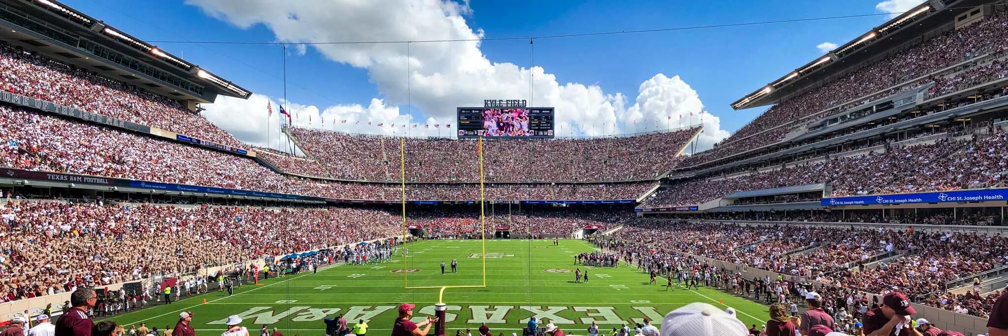 Exceeds field. Kyle field. lincoln financial field стадион. кайл бидерманн техас. кайл астор.