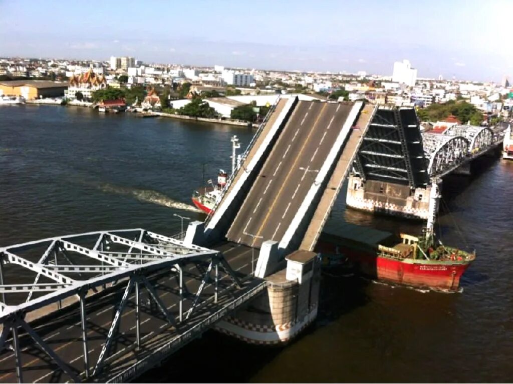 питер мост разводной дворцовый мост. какой самый северный разводной мост в мире. северодвинский мост архангельск. мосты в архангельске разводятся. разводной мост в санкт-петербурге дворцовый мост.