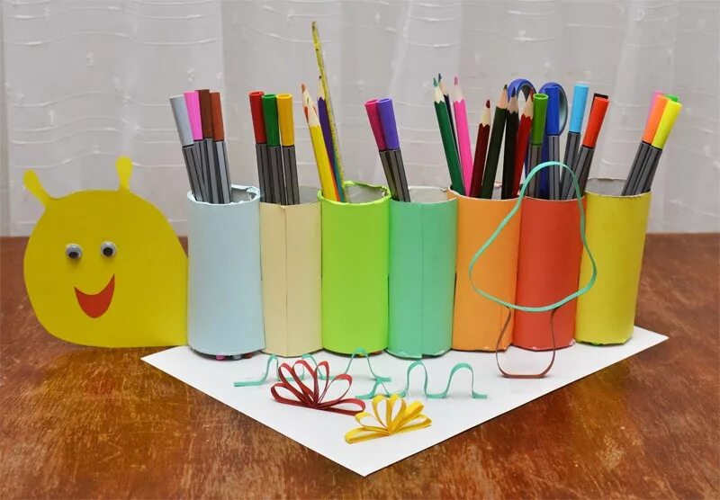 Органайзер из карандашей. Подставка для карандашей. Стаканчик для карандашей. Органайзер для канцелярии из втулок. Делаем подставки для карандашей.