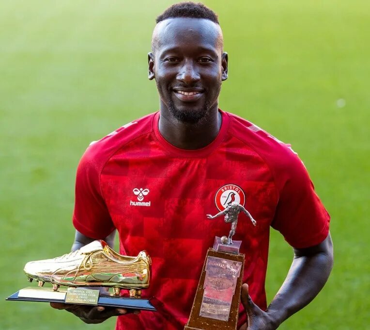 Фамара Дьедиу. Массенго футболист. Футболист Famara Diedhiou фото. Player of the year