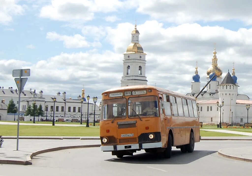 Тобольские автобусы