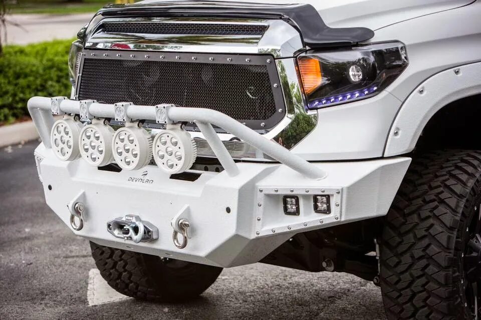 Силовые бампера фото. Передний бампер тойота тундра 2015 г. Патриот силовые бампера риф. Передний усиленный бампер тойота такома. Силовой бампер arb.