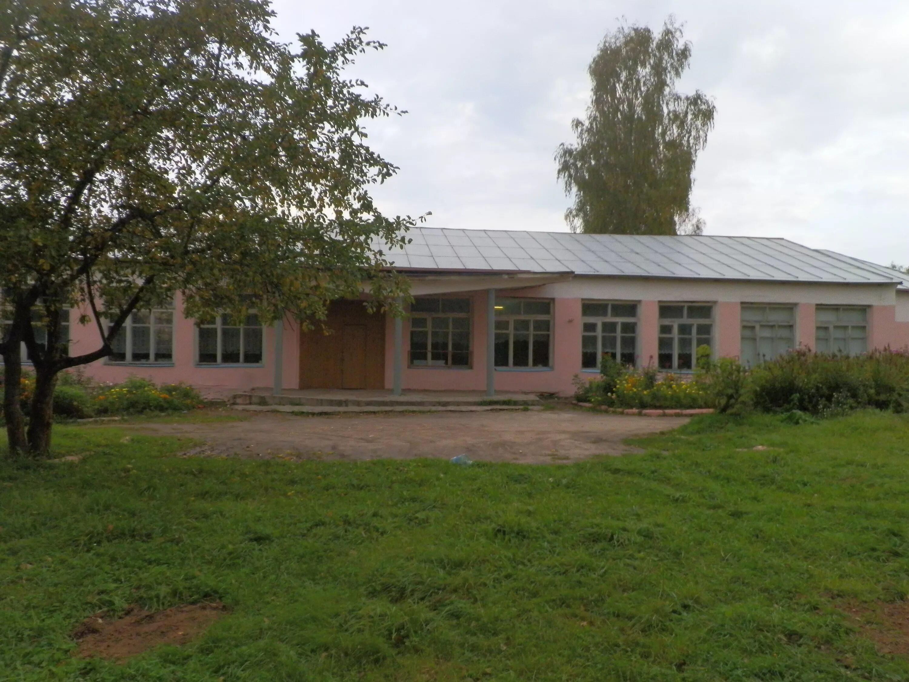 школа 1504 новогиреево. ул. школа д 20. мбоу сош д. улица шолохова москва школа 1018.