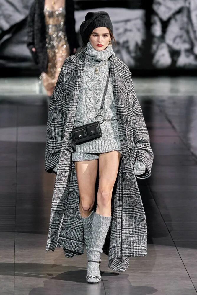 Тренд подиума. Dolce Gabbana fw2020. Дольче Габбана вязаная коллекция 2021. Dolce & Gabbana Fall 2020 ready-to-Wear Fashion. Dolce & Gabbana Fall/Winter ready-to-Wear 2021.