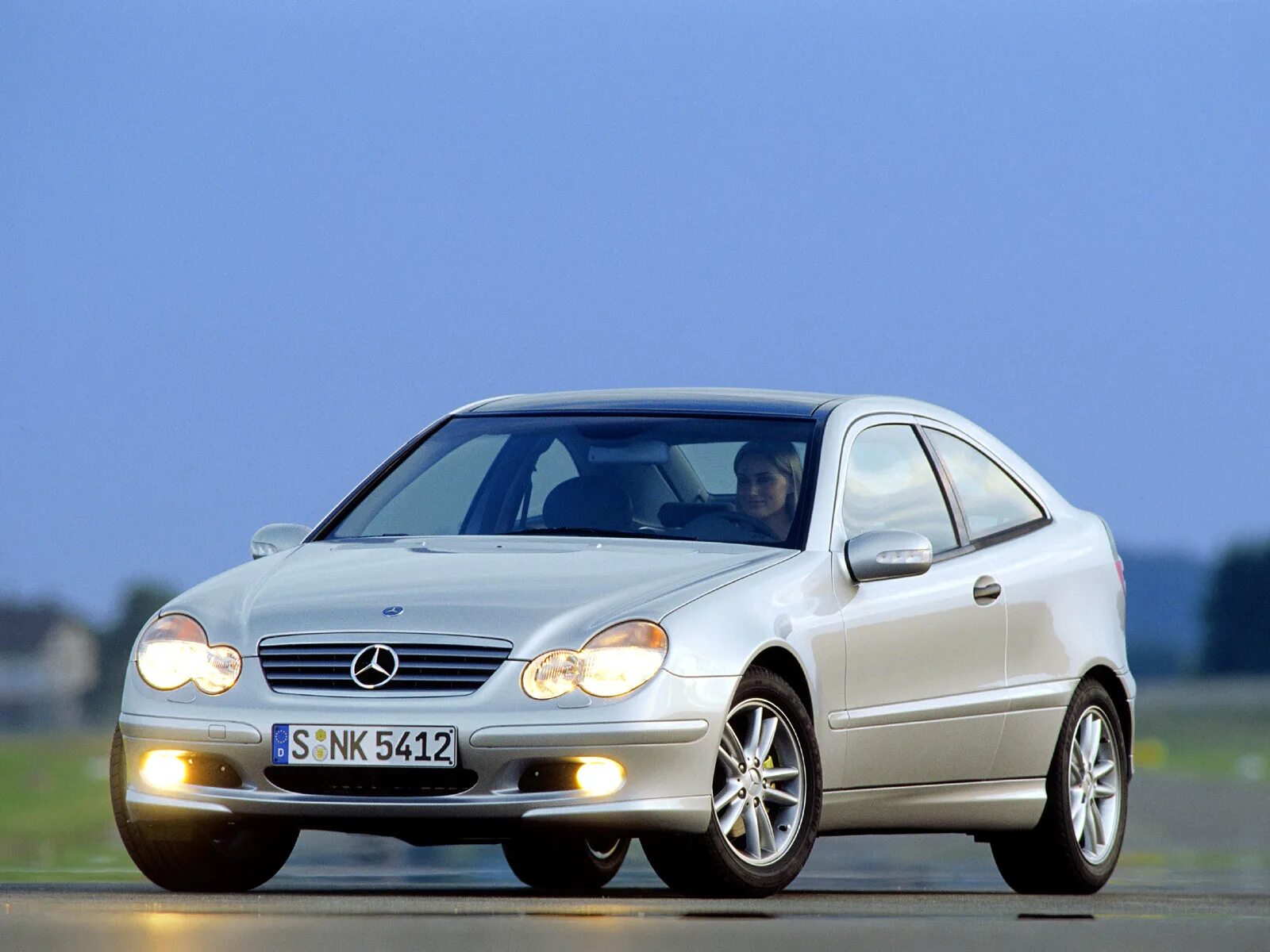 Mercedes c class c250. Mercedes benz cl203 sportcoupe c203. Mercedes benz cl 203. Mercedes c1000. мерседес бенц ц класс w204.