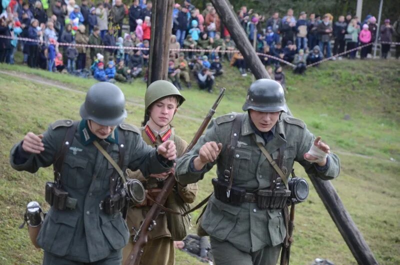 подольских курсантов 29. подольских курсантов 29. ильинские рубежи красные юнкера. ильинские рубежи реконструкция. 5 октября день памяти подольских курсантов.