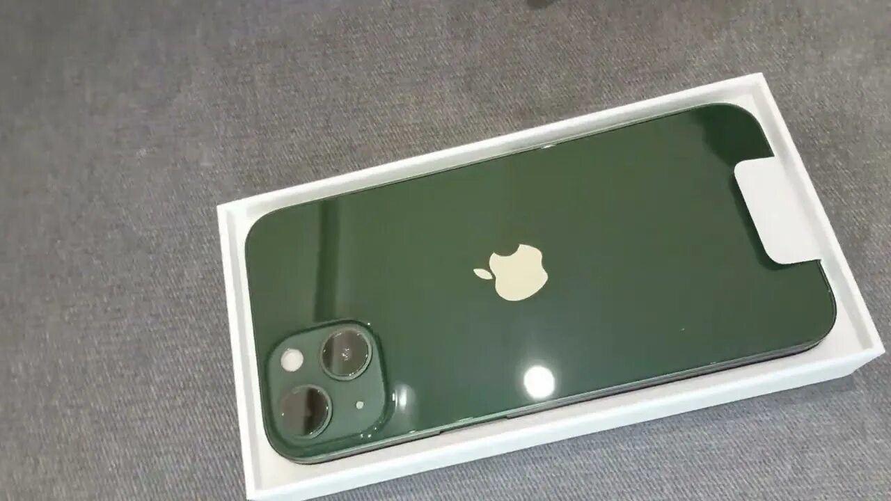 Б зеленый 13. Iphone 13 Green. Iphone 13 Pro Green. Iphone 13 Pro 256 Green. Iphone 13 Pro Max зеленый.