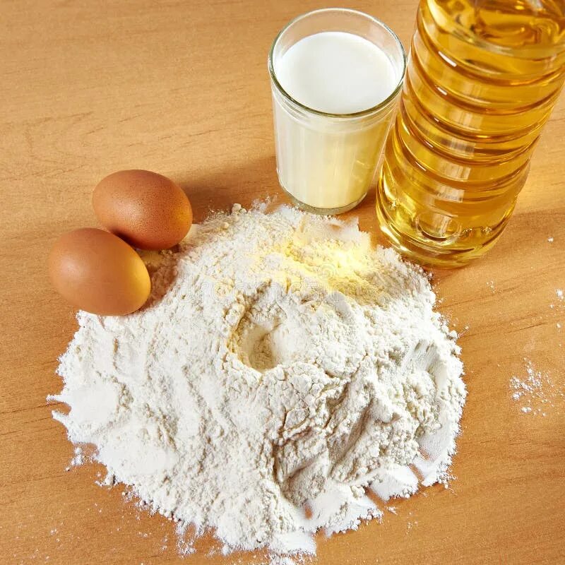 Мука сахар яйца подсолнечное масло. Мука и масло. Мука и масло растительное. Мука масло сахар. Мука молоко масло.
