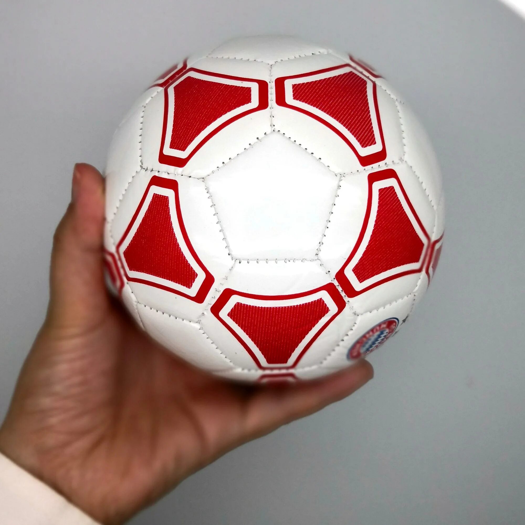 Футбольный мяч. Мяч футбольный, размер 3. Олимпийский мяч футбольный. Мини футбольный мяч.