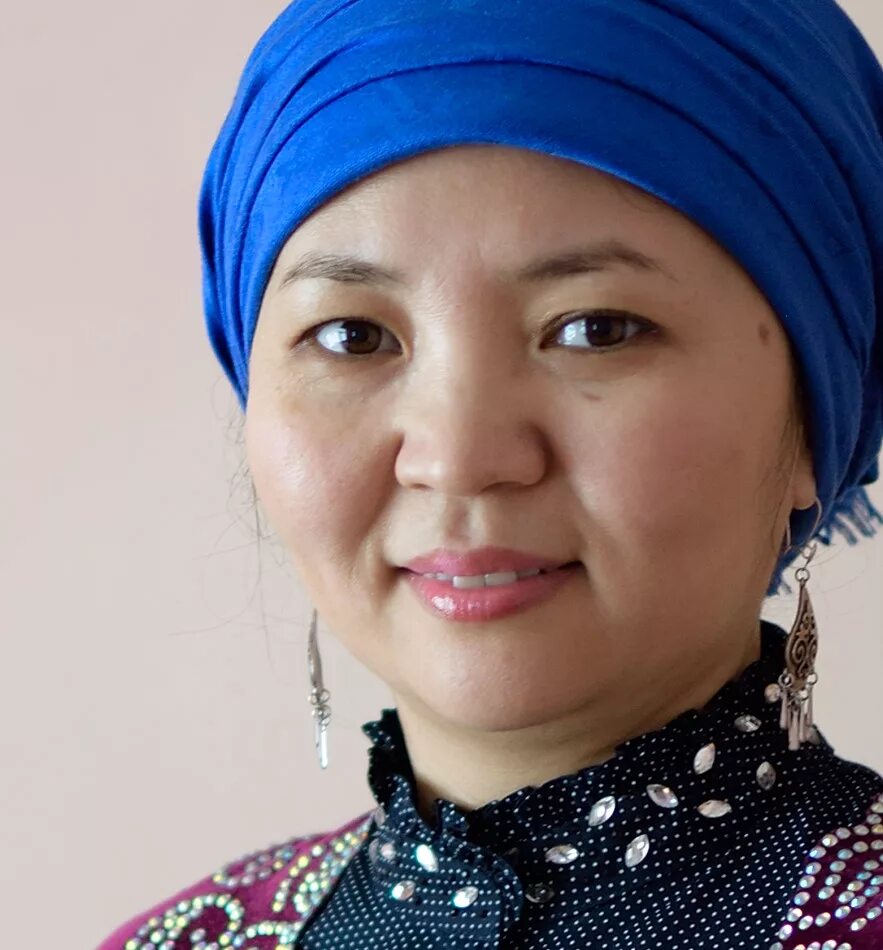 взрослые казахские женщины. женщины казашки. красивые женщины казашки 40 лет. красивые казахские женщины 40 лет. взрослые казахски.