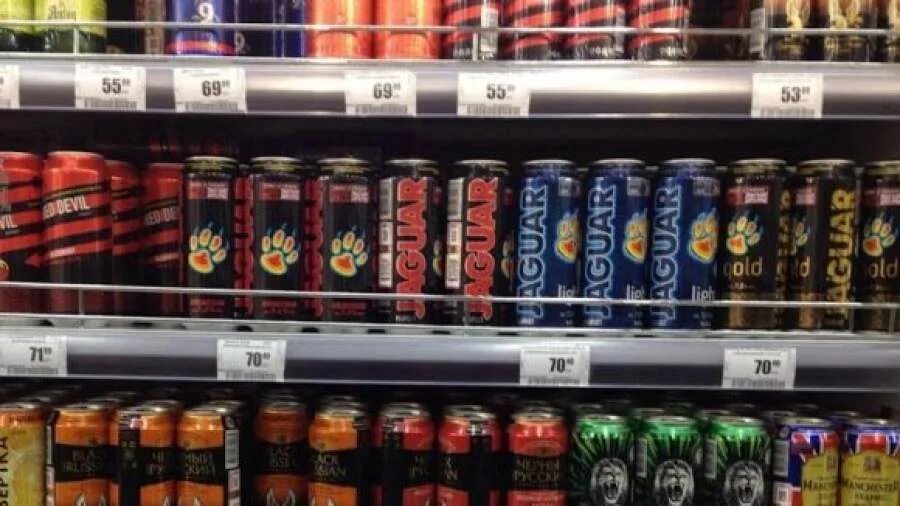 алкогольные коктейли в банках. алкогольные энергетики. алкогольные коктелив банках. энергетики 2000-х. энергетики 2000 годов.