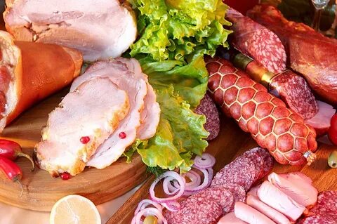 Продовольственные товары мясо