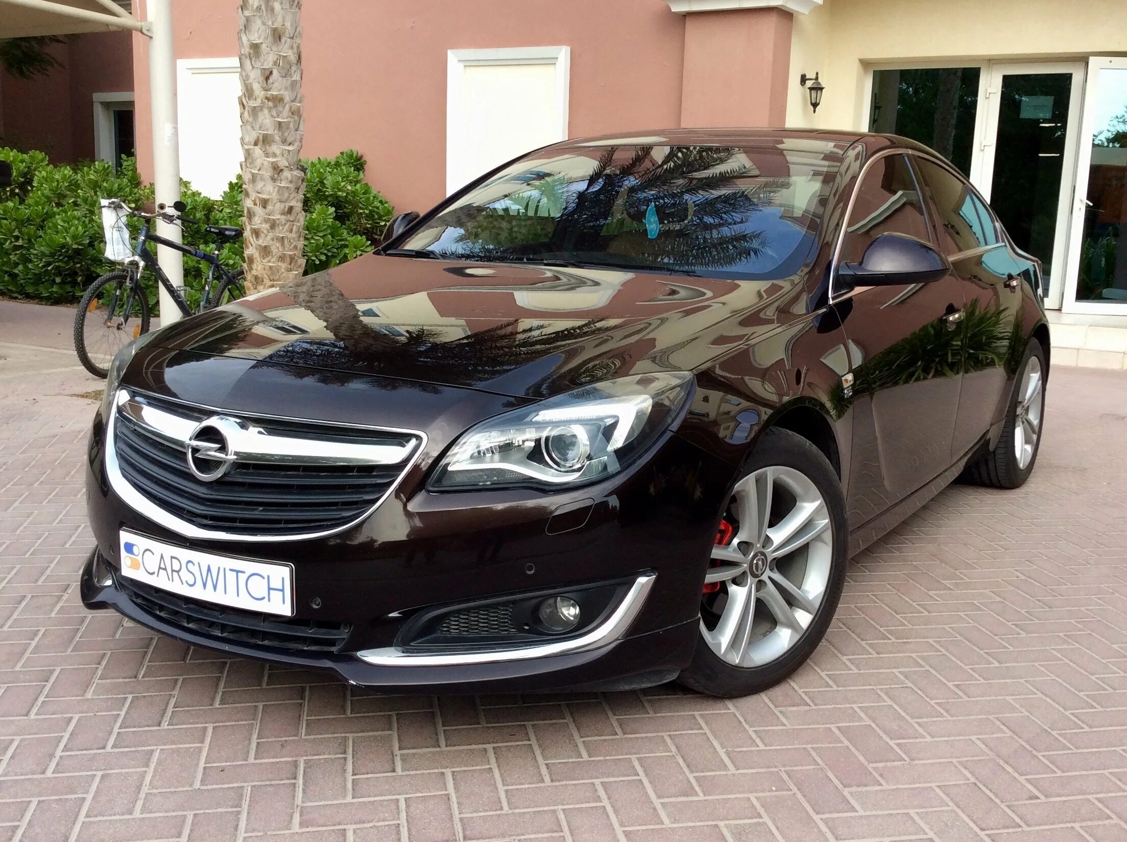 Опель 2015 купить. Opel Insignia 2015. Опель Инсигния 2015. Opel Insignia 2014 Black. Опель Инсигния седан.