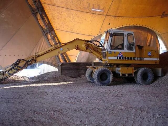 Liebherr 902. Экскаватор Либхер 902. Liebherr a928. Ekskovator Liebherr a-902. Плохой экскаватор