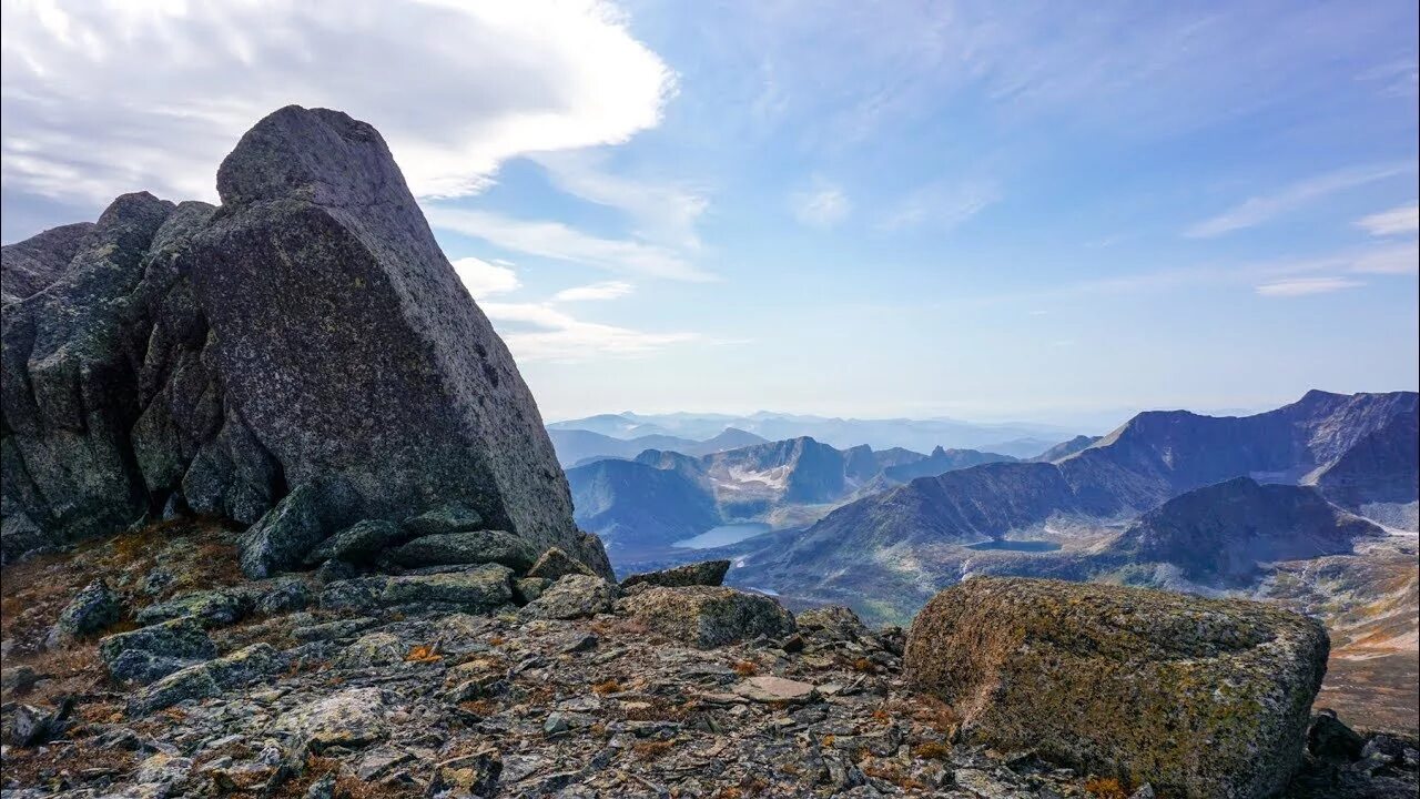 вершина холма. старинные вершины. мачу пикчу камень солнца. старинные вершины. аннапурна гора убийца.