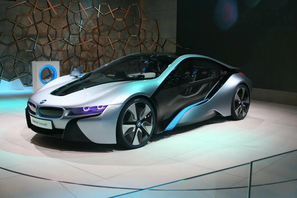 Б в ай 8. BMW i8. BMW i8 2023. BMW i8 Concept. БМВ ай 8.