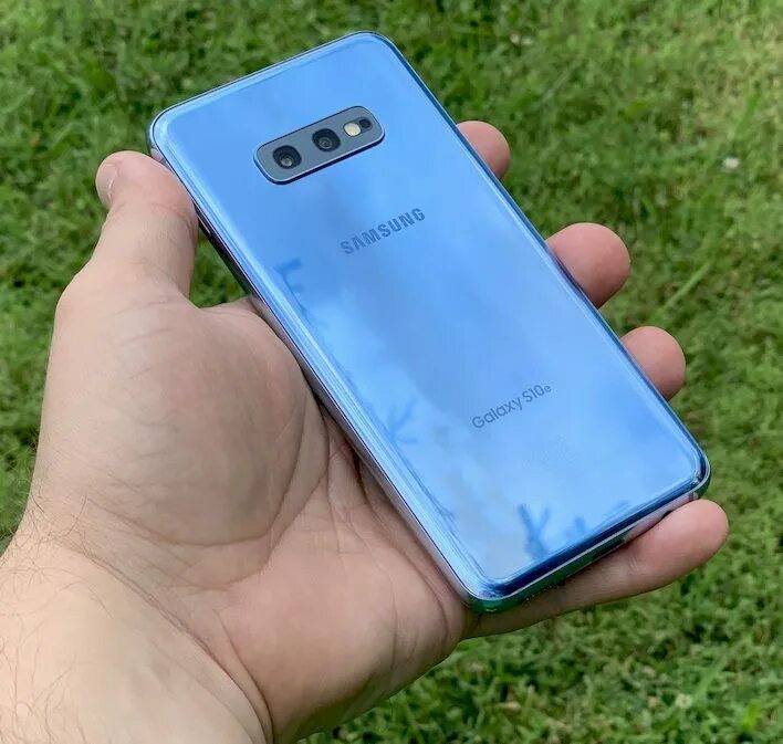 Samsung Galaxy s10e. Samsung Galaxy s10e Blue. Самсунг галакси s10 е. Samsung Galaxy 10e. Samsung s10 год