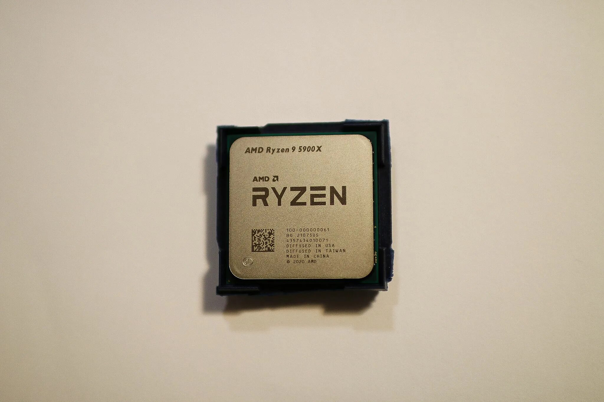 Amd ryzen 9 5900x купить. AMD CPU AMD Ryzen 9 5900x OEM. Процессор AMD Ryzen 9 5900x OEM am4 Vermeer. Процессор AMD Ryzen 9 5900x Box. AMD Ryzen 9 3970x OEM.