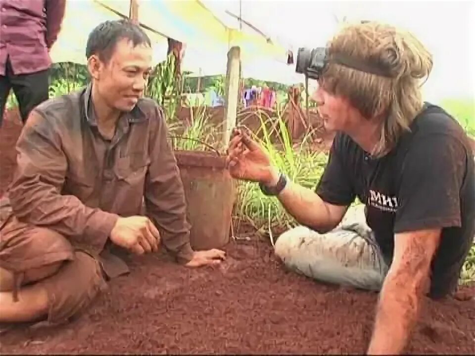 Мир наизнанку крокодилы. Мир наизнанку 2010 камбоджи.