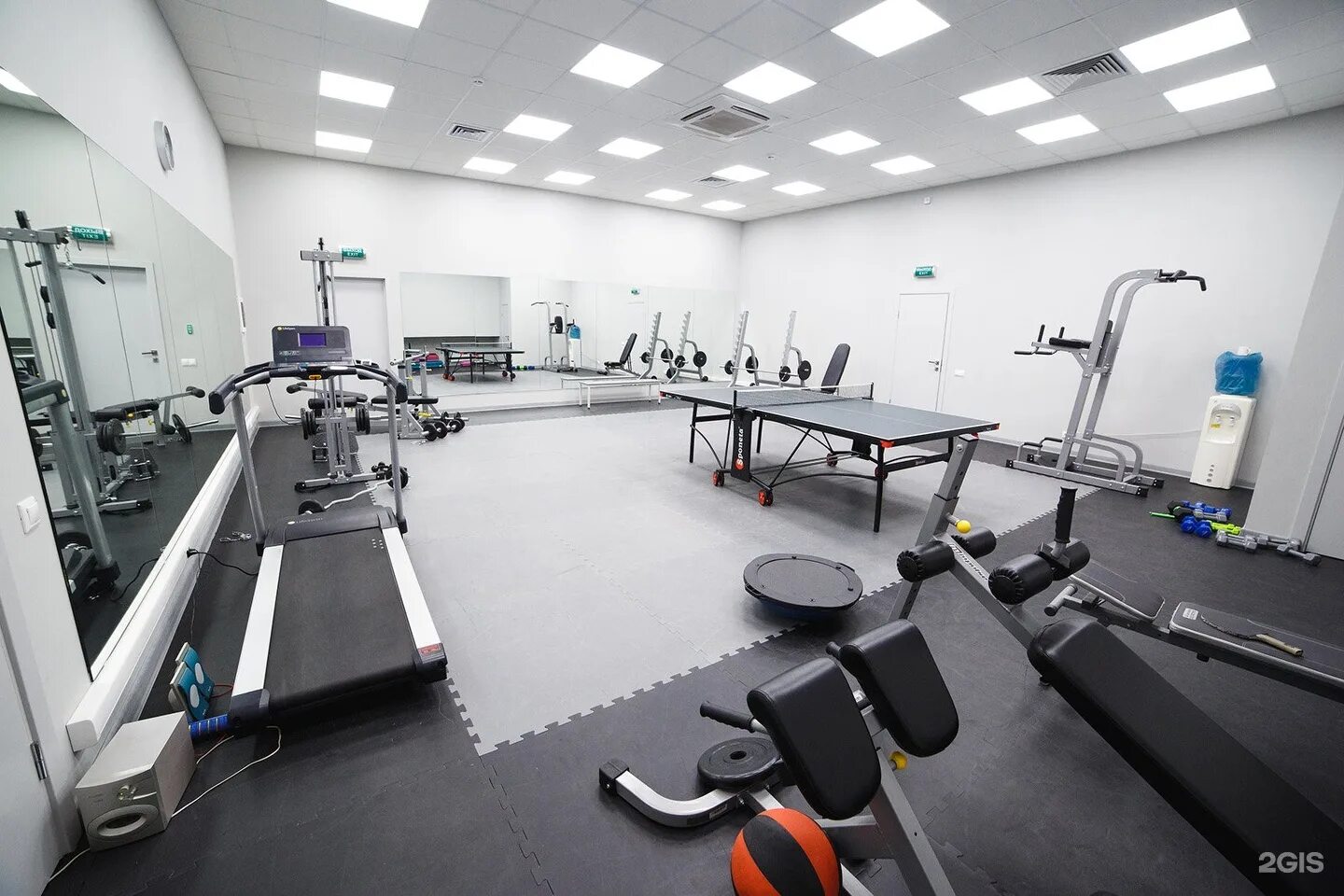 Репищева 20а санкт-петербург. Репищева 20 скайнет. Бц скай трейд репищева 20. Бц небо екатеринбург. Санкт-петербург, репищева улица, 20.