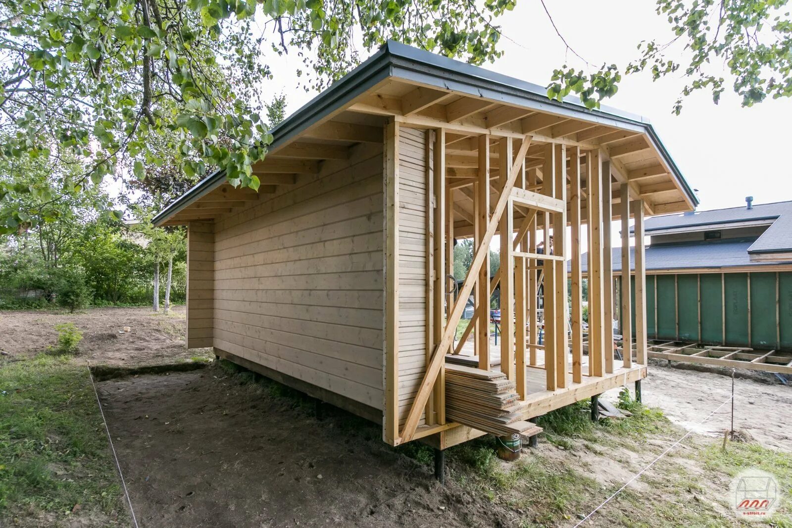 Каркасный сарай 3х6. Хозблок с дровником 5х2 односкатный. сарай 4х2 с односкатной крышей. сарай с односкатной крышей 3х6. сарай с односкатной крышей 4х6.