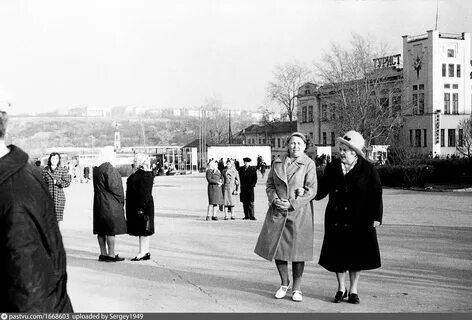 Апрель 1976 года