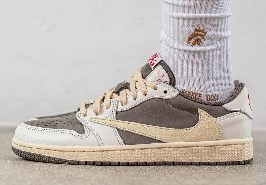Jordan 1 low travis scott reverse mocha. Travis scott x nike air jordan 1 low reverse mocha. nike air jordan 1 low travis scott reverse mocha. air jordan 1 low mocha. travis scott reverse mocha x jordan 1 low.