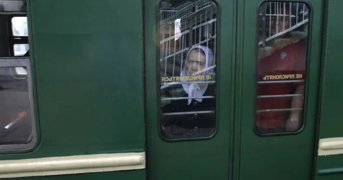 Савеловский вокзал поезда дальнего следования. Закрыты поезда в москву. Тасс 13 ржд. Поезд ржд. Пассажирский вагон.