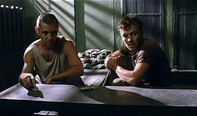 Включи видео брат 2. Фильм брат 2. брат фильм 1997. брат фильм 2000. брат 1997 данила багров.