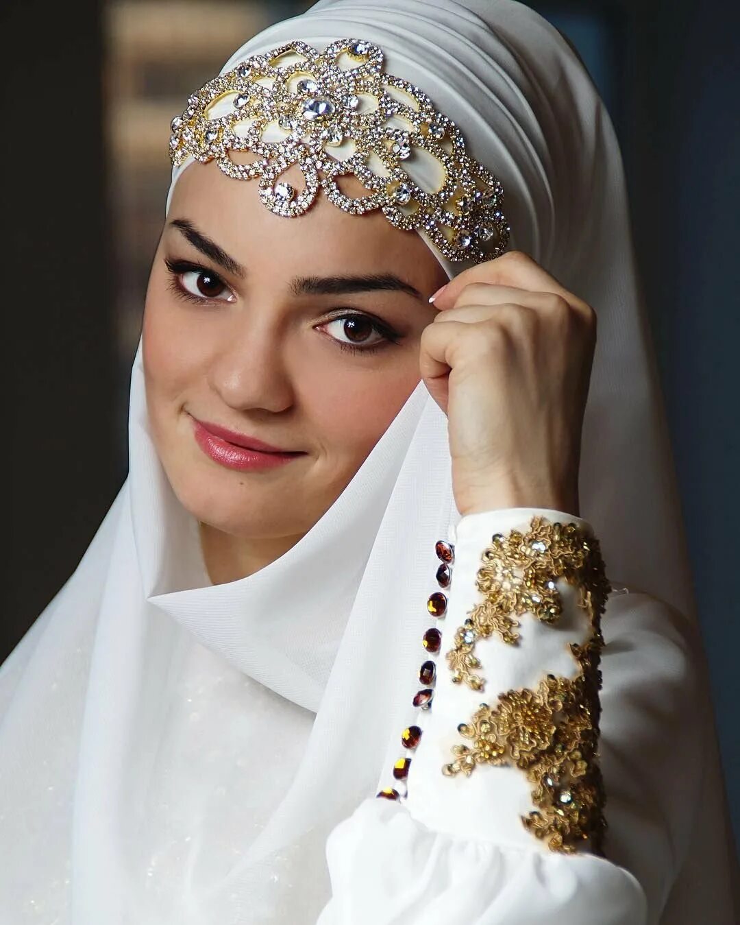 головной убор восточных женщин замужних. головной убор восточных женщин замужних. восточный головной убор женский. головной убор восточной красавицы. головной убор для восточных танцев.