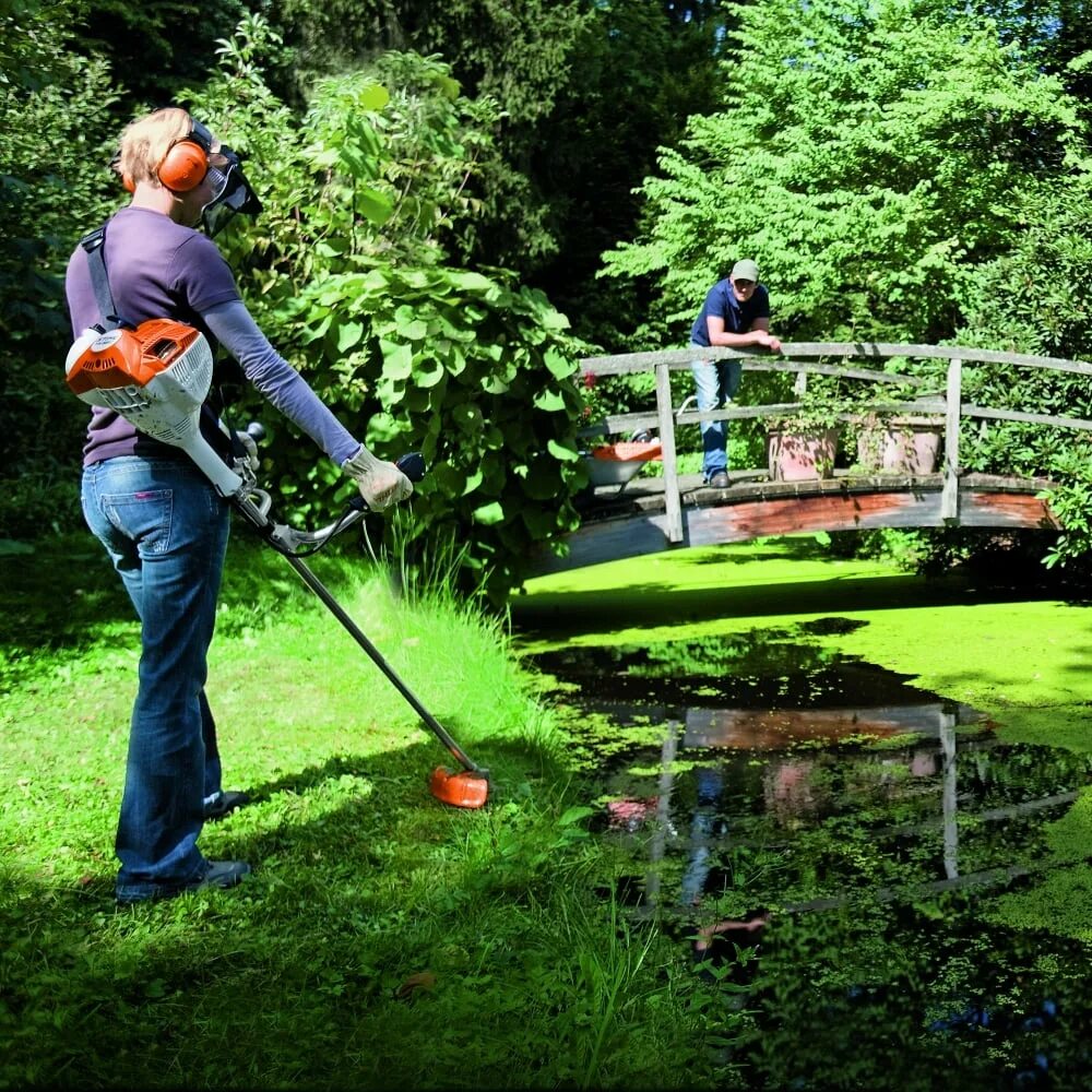 Worx wg163e. Мотокоса fs 38. Легкий бензиновый триммер для женщины для травы. Штиль 52 триммер фсе. Легкий бензиновый триммер для женщины для травы.
