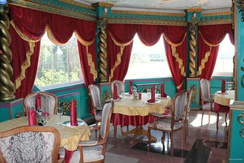 Трактир алеша звенигород. Комплекс трактир алеша деревня гигирево. Трактир алеша звенигород. Рестораны алеша. Трактир алеша гигирево.