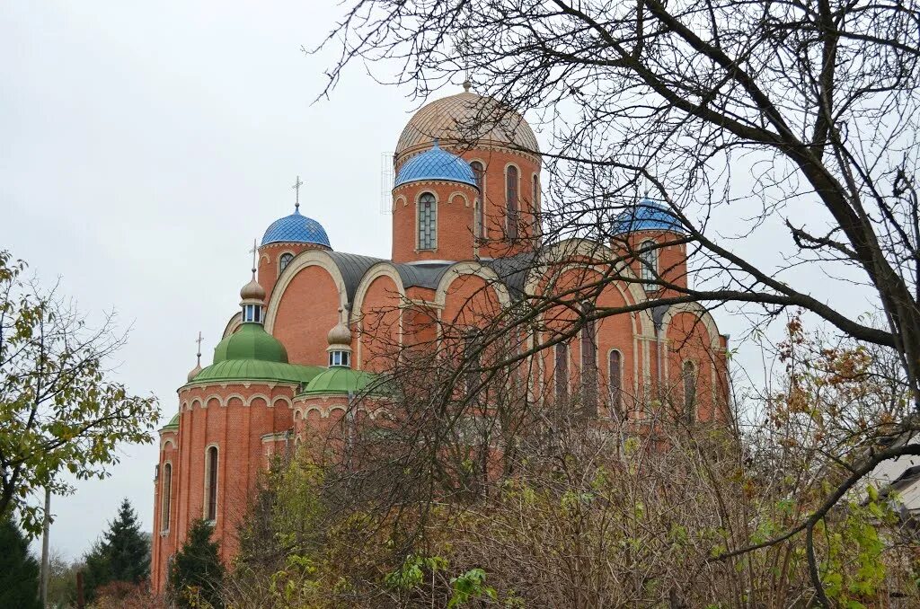 Борисполь киевская область. Храм в борисполе. Борисполь область. Борисполь область. Борисполь область.