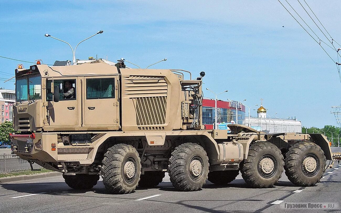 Минские тягачи. Тягач Волат МЗКТ-74135. Тягач МЗКТ -741351. МЗКТ Волат тягач. МЗКТ-741351 Волат.