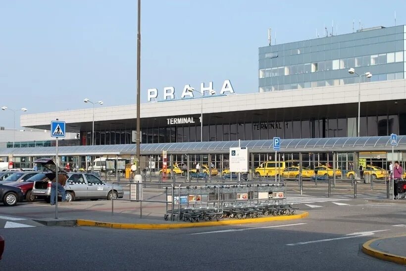 Аэропорт рузине 68. Аэропорт прага. Прага аэропорт веб. Аэропорт рузине прага. Аэропорт вацлава гавела прага.