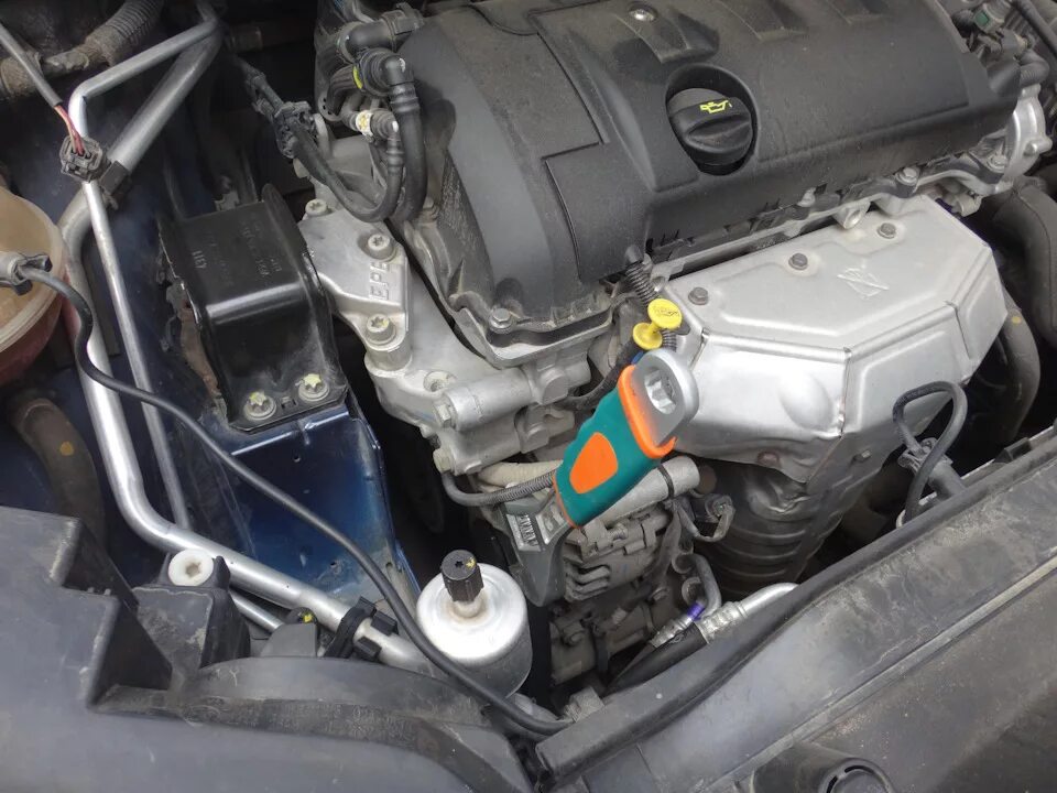 #Замена ремня генератора - Citroen C4 L, 1,6 л, 2014 года своими руками DRIVE2