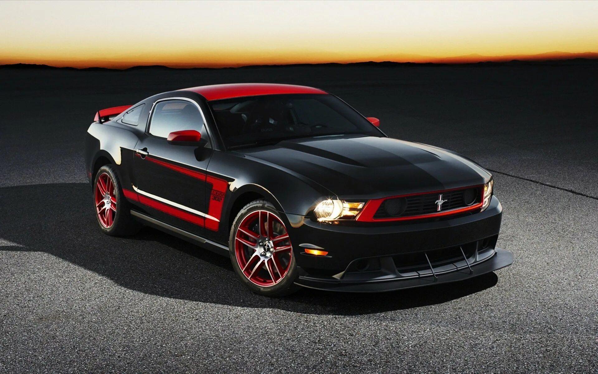Красивый мустанг. Красивый мустанг. Мустанг босс 302 черный гоночный. Ford mustang gt 2015 tuning. Ford mustang shelby gt500 2022.