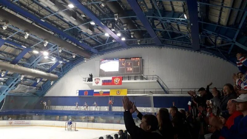 рыбинск дворец полет. эмблема полет рыбинск. рыбинск спорткомплекс полет. полёт рыбинск. рыбинск ледовый дворец полет.