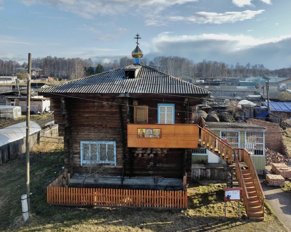 Погода емельяновский никольское. Храмы Емельяновской земли. Каменный мост Емельяновский район. Емельяново улица Черемуховая. Деметра Емельяновский район.