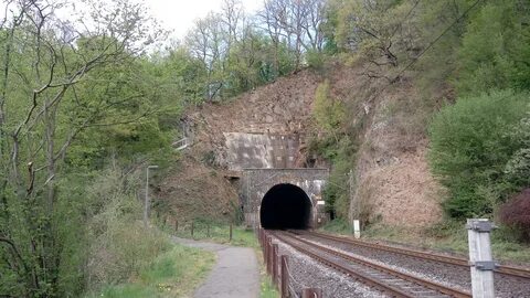 Eisenbahntunnel gif