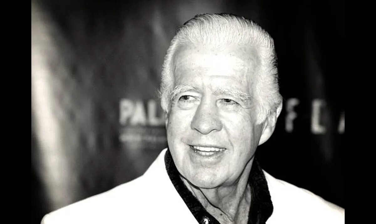 Умер актер 50. Клу Гулагер. Клу Гулагер кошмар на улице Вязов. Clu Gulager сейчас.