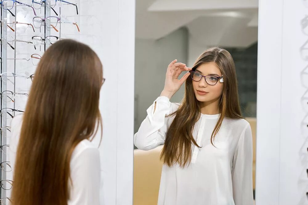 Mirror view try on